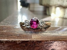 Vintage 18ct Gold Ruby &