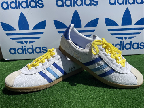 Rare 2021 adidas - rare, originals