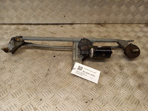 Volvo c70 front wiper motor - volvo,
