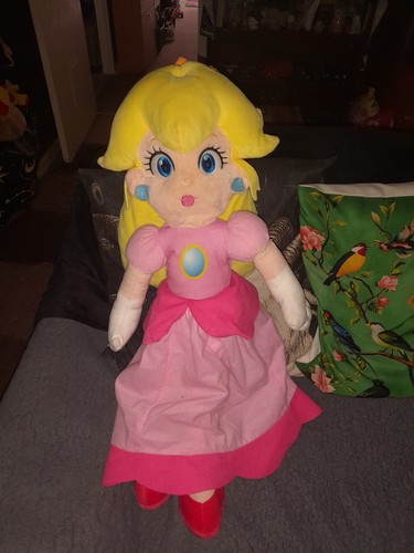 Large princess peach - 24",
