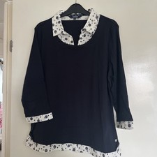 Maine Ladies Top Size 16