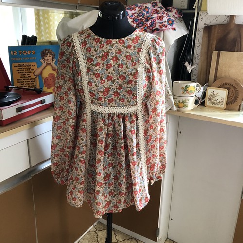 Laura ashley 70s style smock - style,