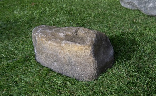 Fibreglass rocks natural - -,