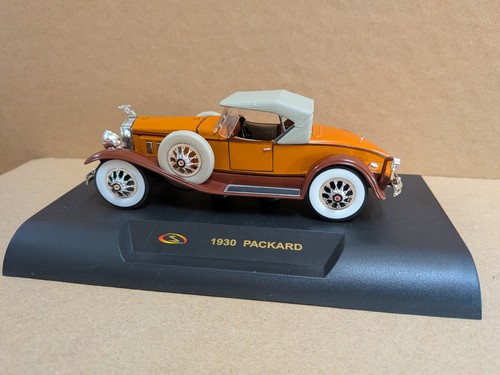 Signature models 1930 - signature,