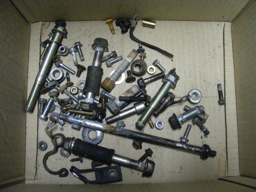 Vtr250 fixings nuts - vtr250, bolts