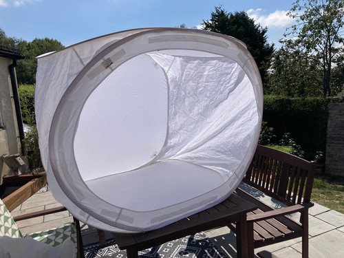 Photo studio shooting tent - photo,