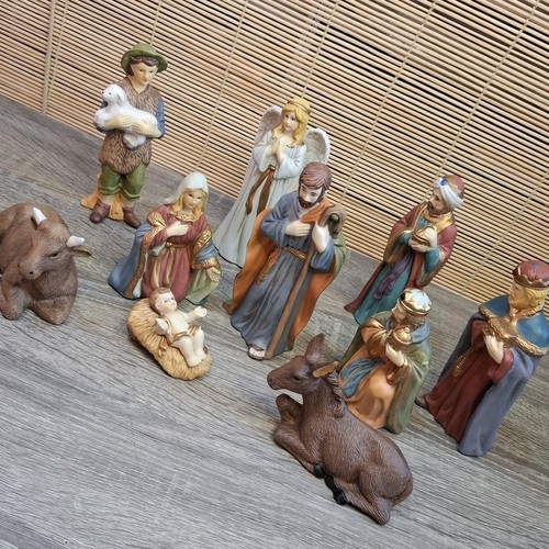 Ceramic nativity set vintage - nativity,