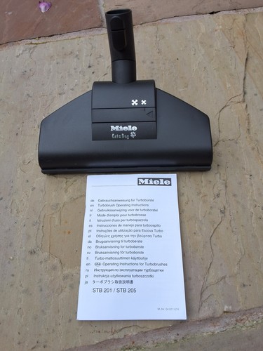 Genuine miele cat dog - cat,