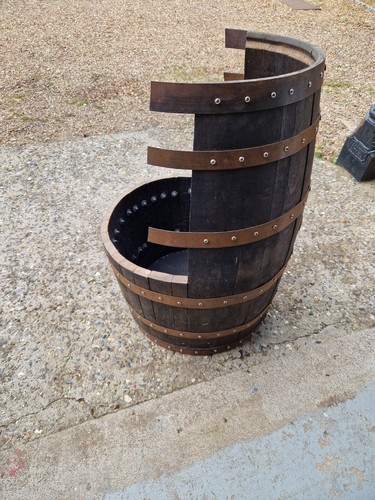 Wiskey barrel chair - wiskey,