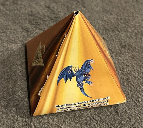 Burger king toy - yu-gi-oh!,