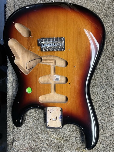 Fender genuine tone sunburst - genuine,