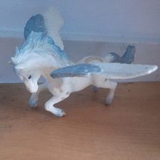 Retired Schleich Pegasus 2004 Toy Figure Horse Used Pre Loved  See Pics