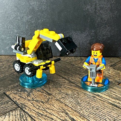 Lego dimensions emmet - lego,