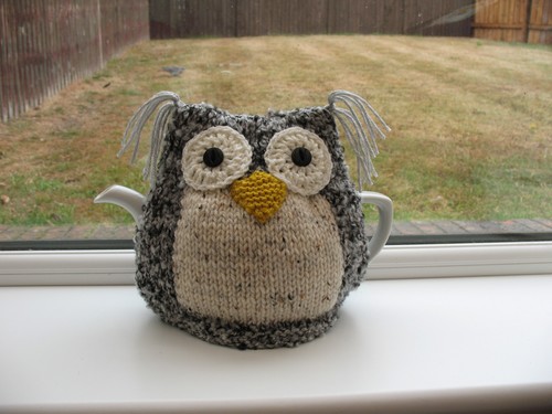 Hand knit owl tea cosy - knit, wool