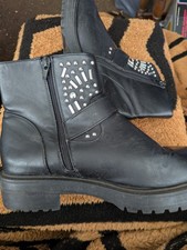 6W Womens Black  Leather