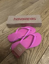 BNWT kids havaianas size 29/30