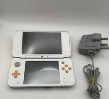 Nintendo 2DS XL White and