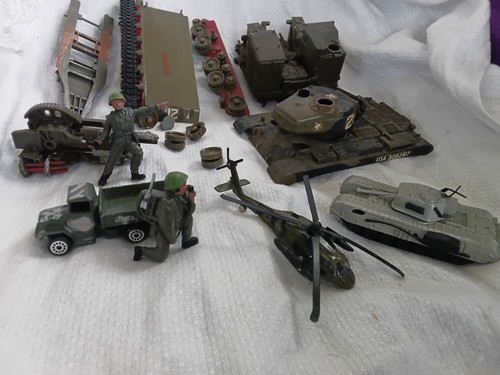 Vintage diecast churchill - diecast,