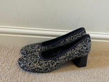 Zara Women's Black Blocked