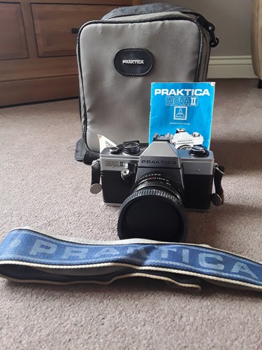 Praktica nova 35mm camera - nova,