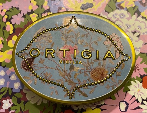 Single florio soap tin - soap, in