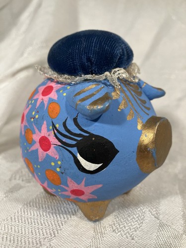Vintage hand painted pottery - hand,