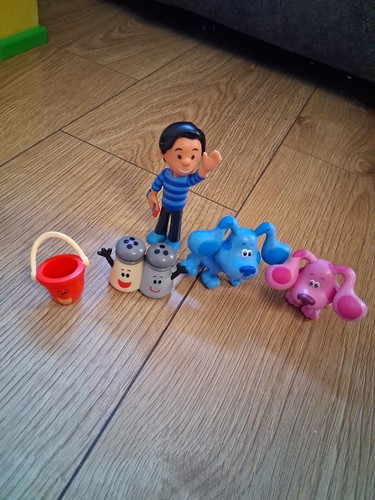 Blue clues and you figure - and,