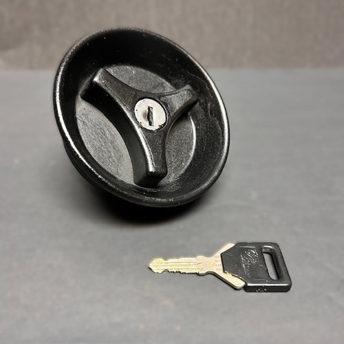 Alfa romeo gtv fuel gas - romeo, cap