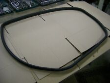 PEUGEOT 207 O/S/F DOOR RUBBER SEAL DRIVER DOOR RIGHT SIDE OFF 2007 YEAR 5 DOOR