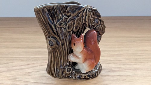 Vintage sylvac squirrel - vintage,