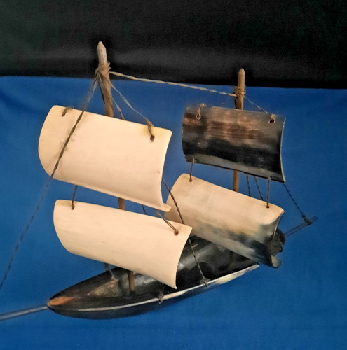Vintage horn carved sailing - horn,
