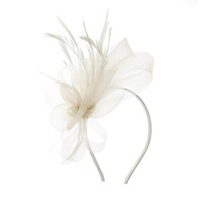 Women Flower Feathers Pearl
