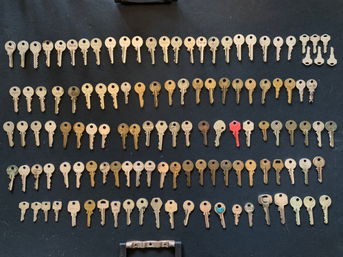 Vintage yale keys - yale,