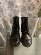 Kenneth Cole Reaction Wills Lug Lace Up Boots Women’s Size 6  Black