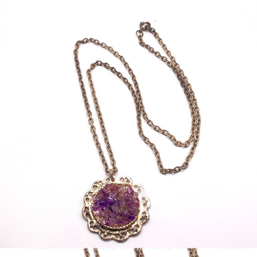 Amethyst chip pendant necklace