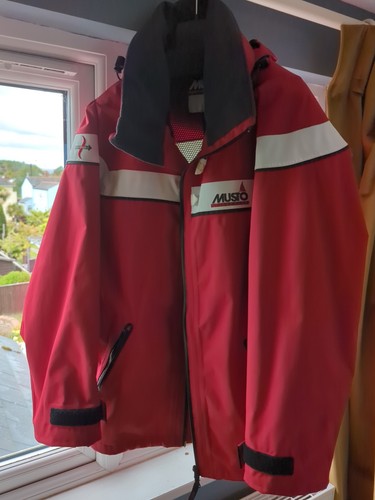 Musto performance jacket size - musto,