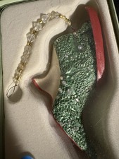Just the Right Shoe by Raine