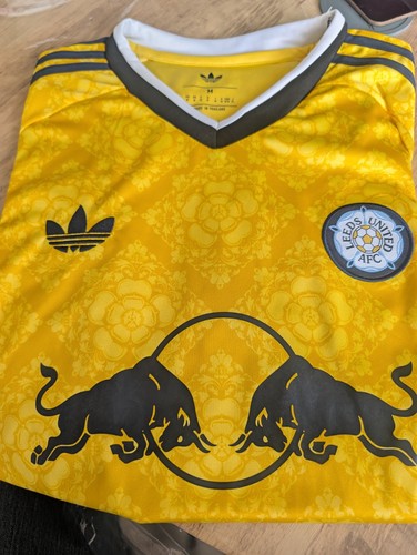 Leeds utd away - away,