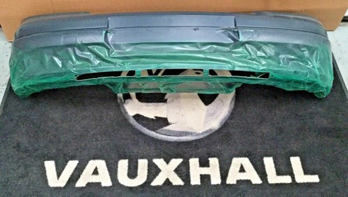 Bnib genuine vauxhall astra - bnib, g