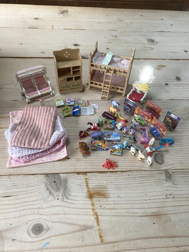 Sylvanian family bedroom set - family,
