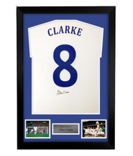 PROOF FRAMED ALLAN CLARKE SIGNED  LEEDS UNITED AUTOGRAPH 1972 FA CUP T-SHIRT