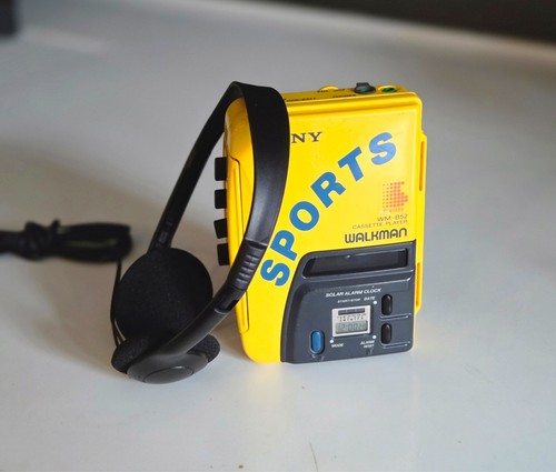 Sony walkman b52 radio - sony,