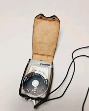 Vintage Revue Light Meter in