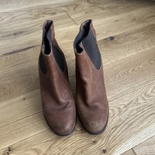 Deena & Ozzy brown leather block heel ankle boots size 6