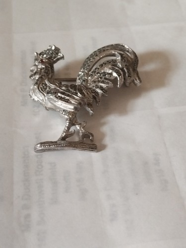 Beautiful silver tone - beautiful,