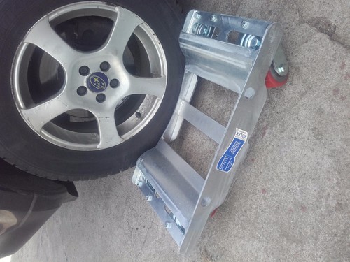 Car van vehicle moving skate - moving,