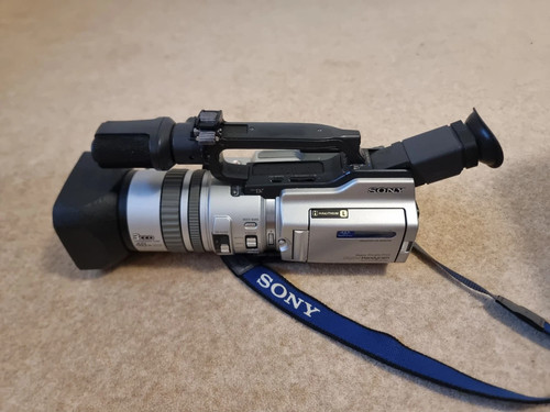 Sony dcr vx2000e digital - vx2000e,