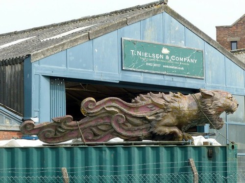 Photo 6x4 lion - figurehead, at