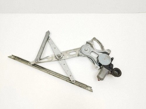 Toyota verso p12 front right - toyota,