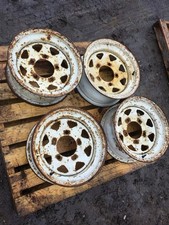 Set 4 Land Rover Defender /